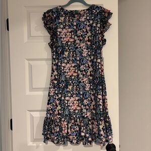 Tommy Hilfiger Floral Polyester Women’s Dress with ruffle detail. Size 6